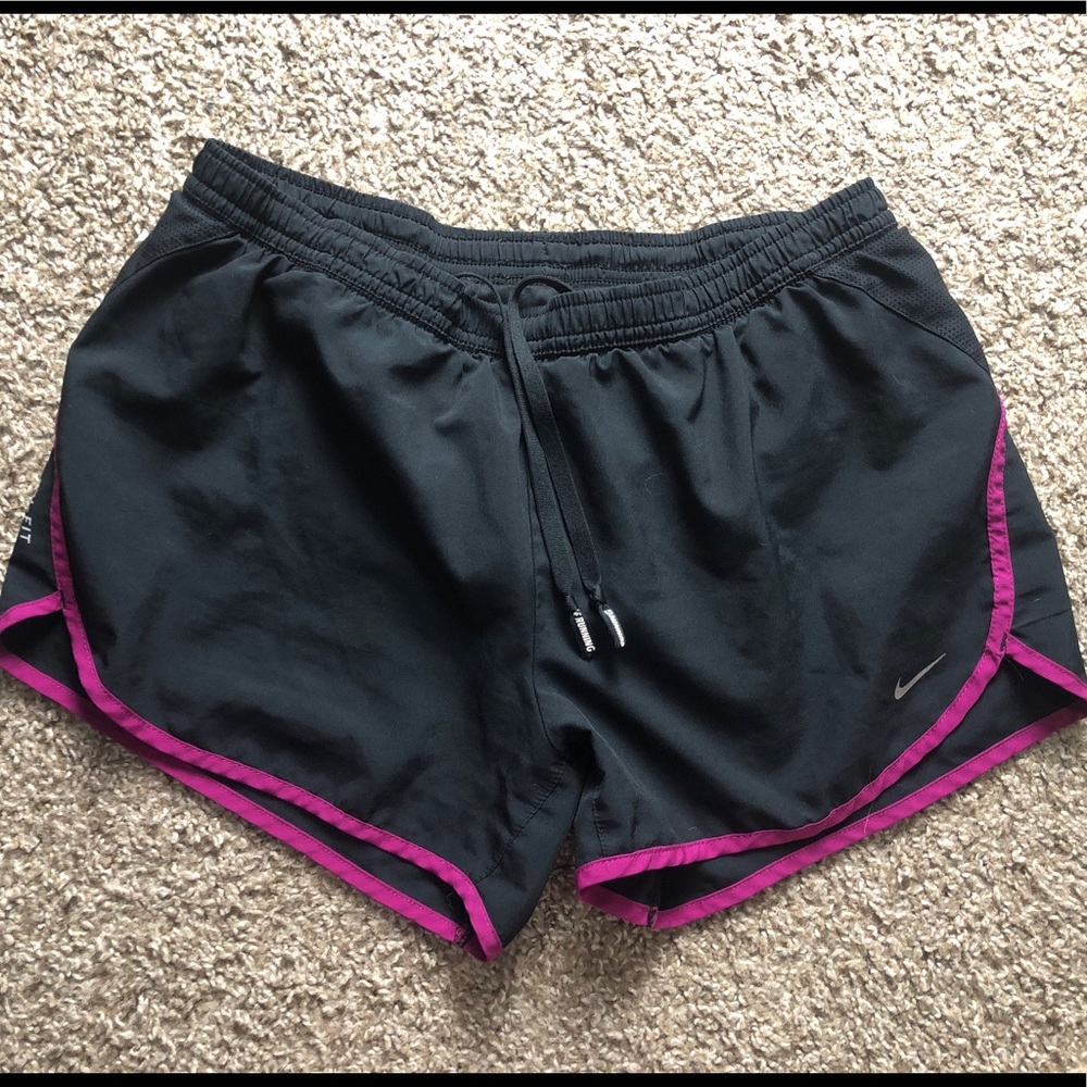 Women's Size Small Nike Shorts